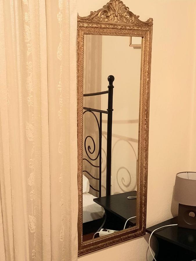 Cozy And Bright Apartment In The Heart Of The City 테살로니키 외부 사진